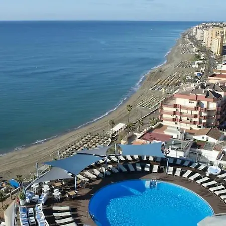 Malagasuite Skyline דירה