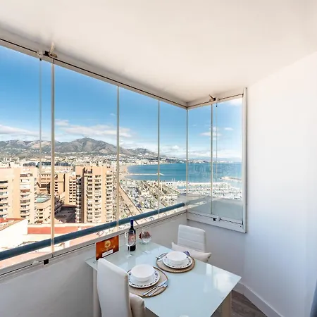 דירה Malagasuite Skyline פואנגירולה