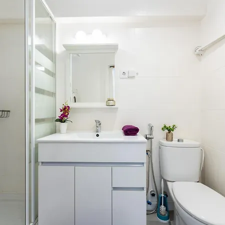 Malagasuite Skyline * פואנגירולה