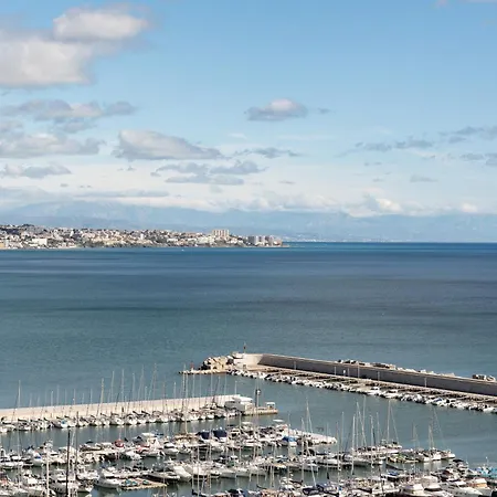 Malagasuite Skyline דירה פואנגירולה