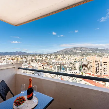 דירה Malagasuite Skyline פואנגירולה