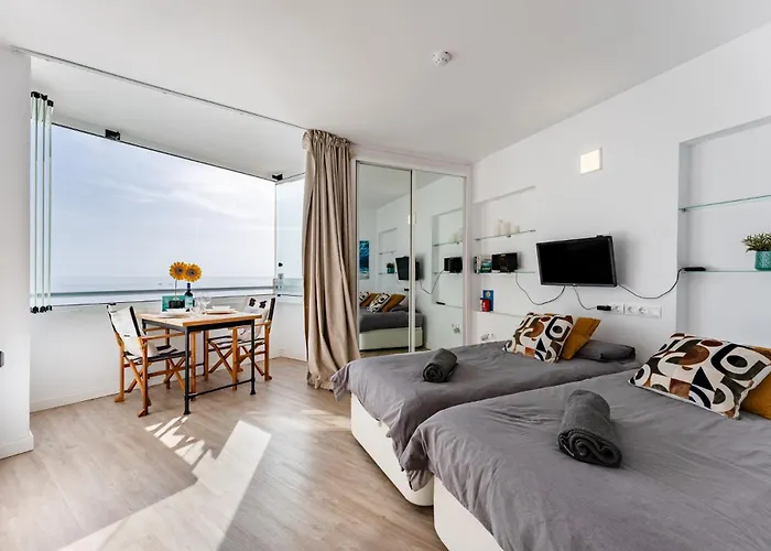 Malagasuite Skyline Apartman *